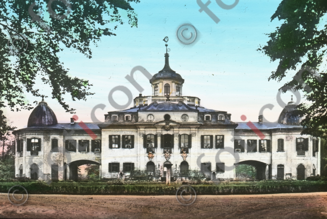 Schloss Belvedere I Belvedere Palace (foticon-simon-169-059.jpg)